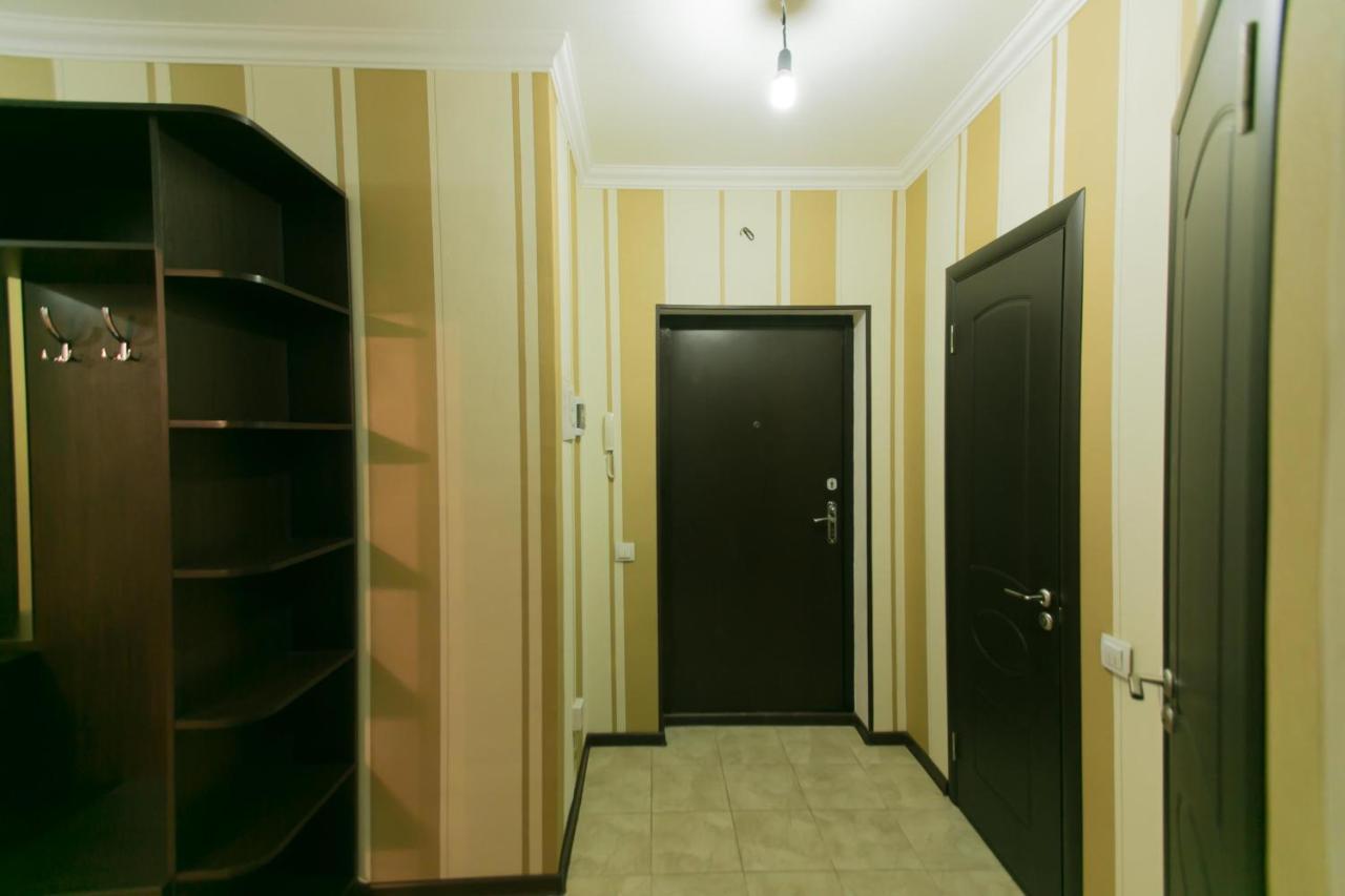 Cozy Apartment On Sarayshyq Street 5E أستانا المظهر الخارجي الصورة